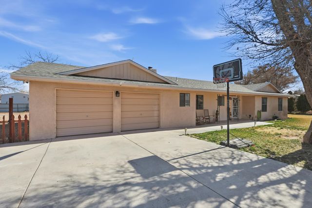 1650 El Dorado Loop, Bosque Farms, NM 87068