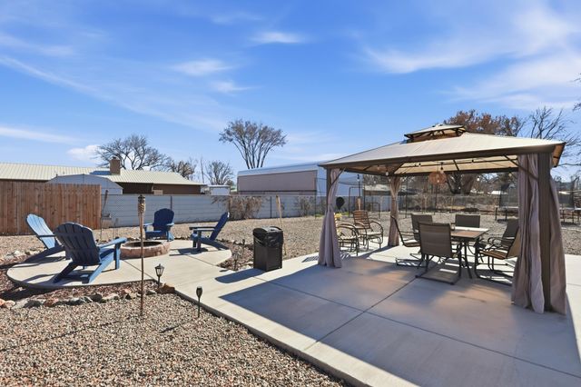 1650 El Dorado Loop, Bosque Farms, NM 87068