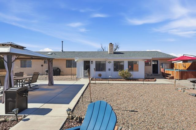 1650 El Dorado Loop, Bosque Farms, NM 87068