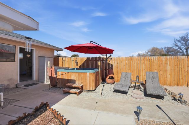 1650 El Dorado Loop, Bosque Farms, NM 87068