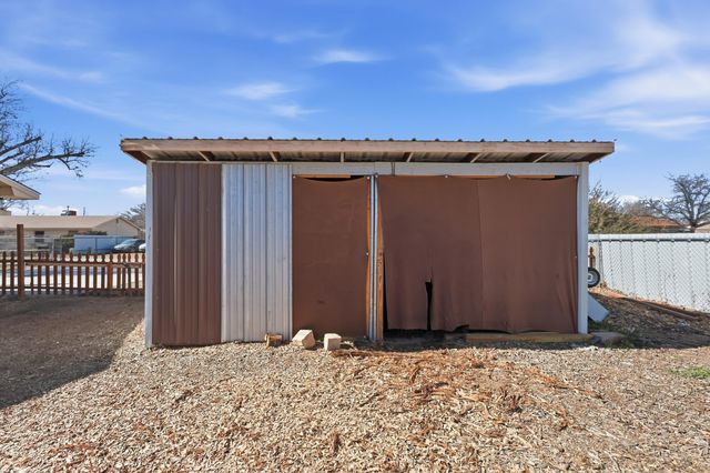 1650 El Dorado Loop, Bosque Farms, NM 87068