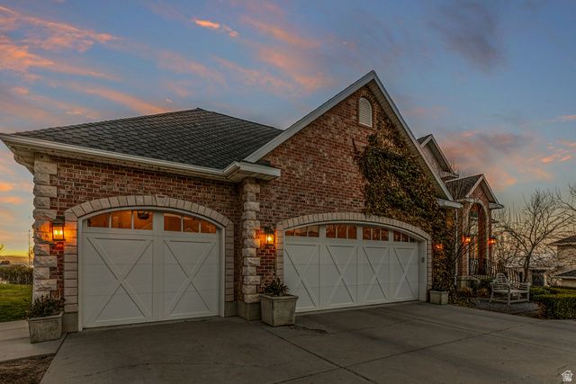 634 S MOUNTAIN VIEW CIR, North Salt Lake, UT 84054