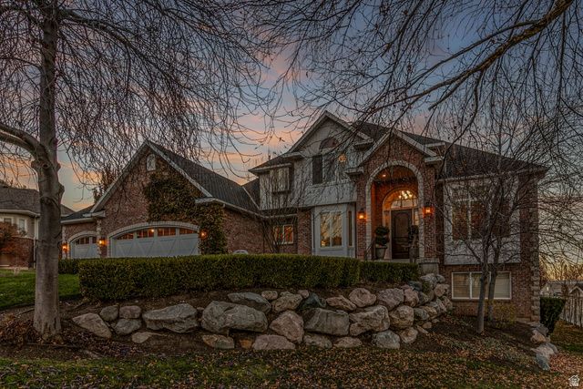 634 S MOUNTAIN VIEW CIR, North Salt Lake, UT 84054