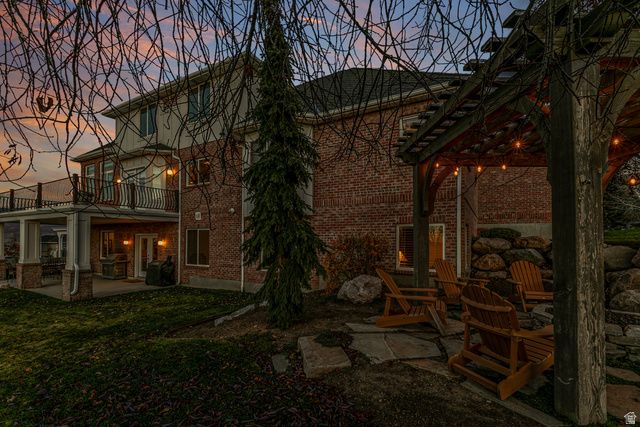 634 S MOUNTAIN VIEW CIR, North Salt Lake, UT 84054