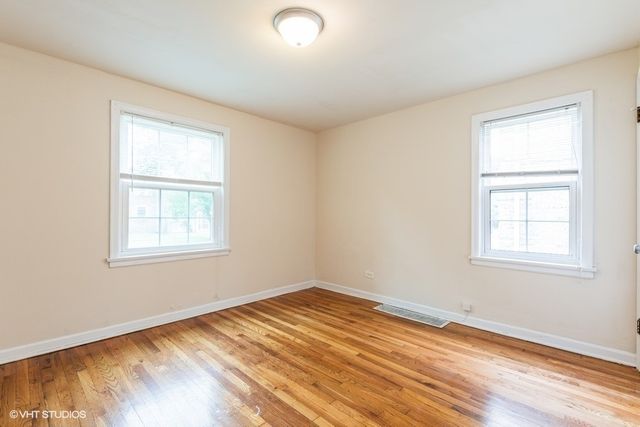 4232 W Nelson Street 1, Chicago, IL 60641
