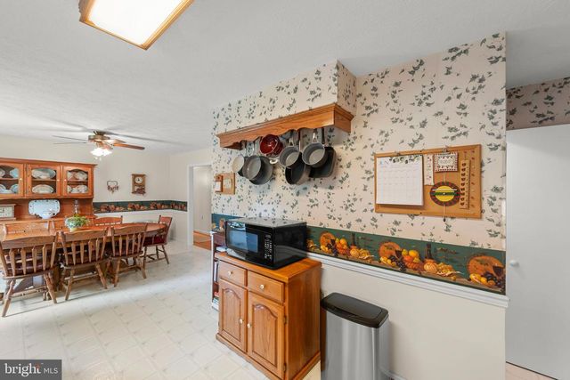 201 WOODRIDGE LN, Winchester, VA 22603