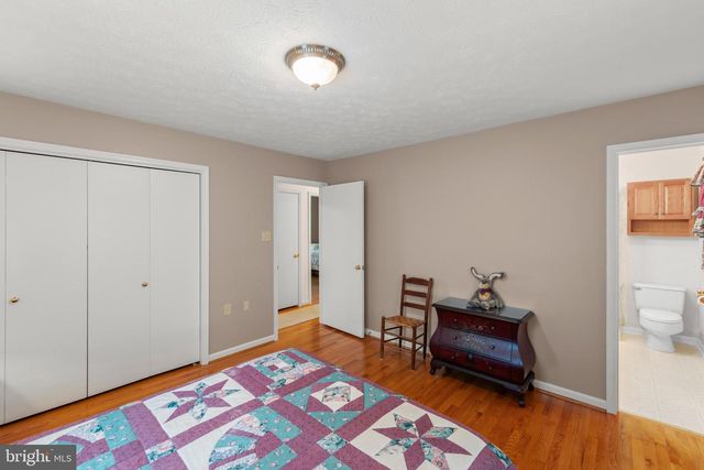 201 WOODRIDGE LN, Winchester, VA 22603