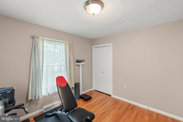 201 WOODRIDGE LN, Winchester, VA 22603