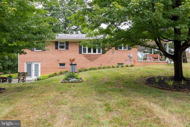 201 WOODRIDGE LN, Winchester, VA 22603