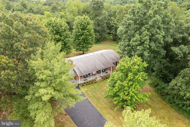 201 WOODRIDGE LN, Winchester, VA 22603