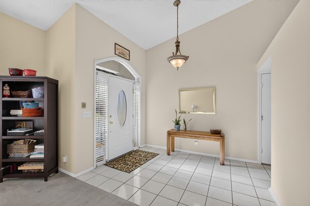 1011 WOODFIELD Circle, Palm Beach Gardens, FL 33418