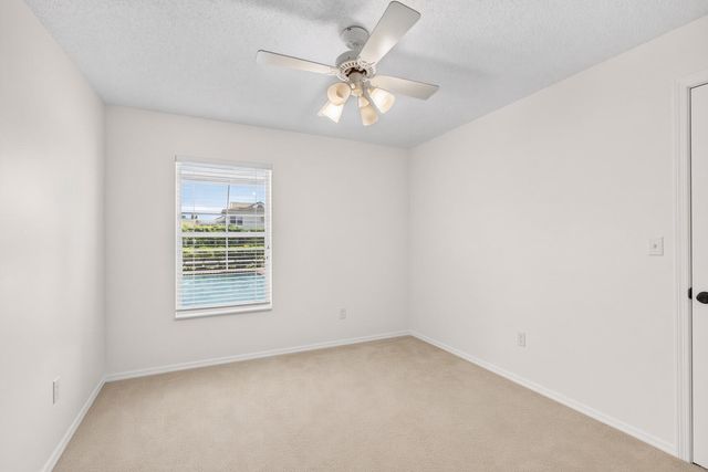 1011 WOODFIELD Circle, Palm Beach Gardens, FL 33418