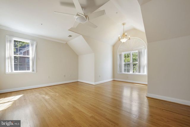 103 CROSS FOXES DR, Fort Washington, MD 20744