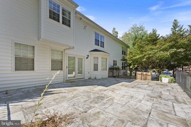 103 CROSS FOXES DR, Fort Washington, MD 20744