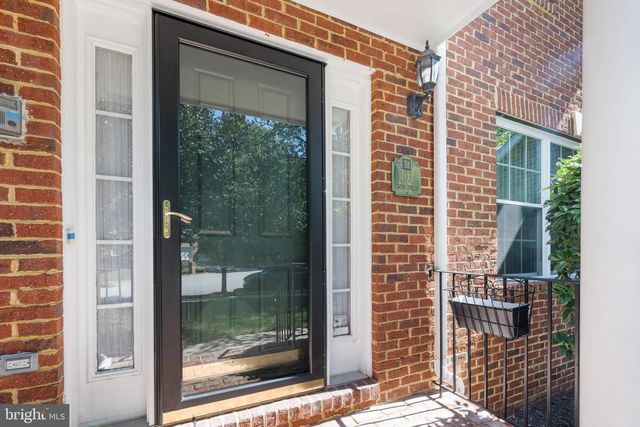 103 CROSS FOXES DR, Fort Washington, MD 20744