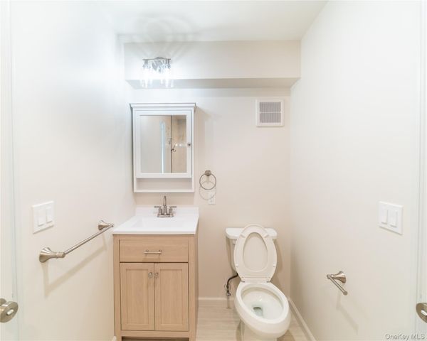 306 Regent Street B, Port Chester, NY 10573