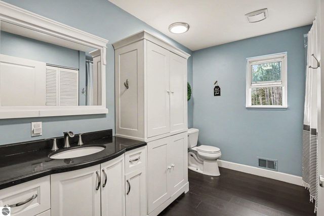 1015 Shaw Road, Gladwin, MI 48624