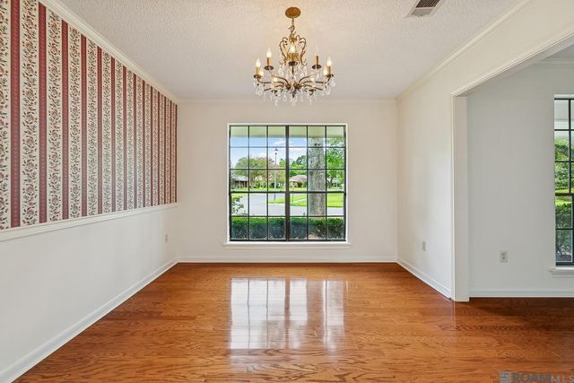 7545 Cardiff Ave, Baton Rouge, LA 70808