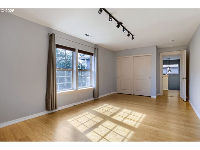 3550 Nw 2ND Ave, Hillsboro, OR 97124