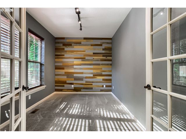 3550 Nw 2ND Ave, Hillsboro, OR 97124