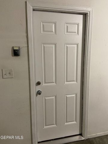 6721 EL PARQUE Drive, El Paso, TX 79912