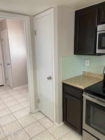 6721 EL PARQUE Drive, El Paso, TX 79912