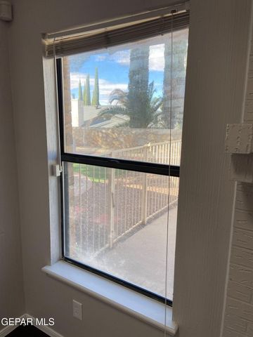 6721 EL PARQUE Drive, El Paso, TX 79912