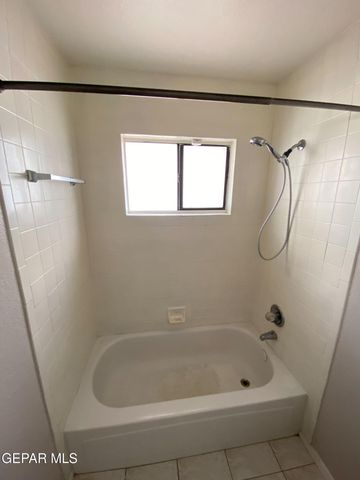 6721 EL PARQUE Drive, El Paso, TX 79912