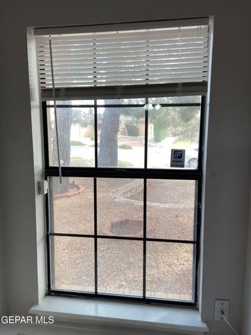 6721 EL PARQUE Drive, El Paso, TX 79912