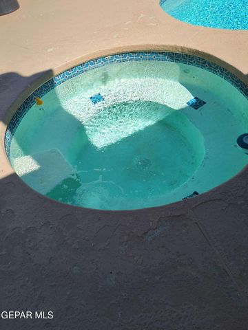 6721 EL PARQUE Drive, El Paso, TX 79912