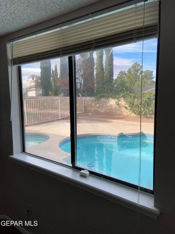 6721 EL PARQUE Drive, El Paso, TX 79912