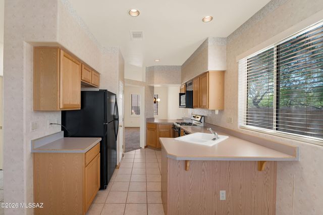 1502 E Painted Colt Loop, Tucson, AZ 85719