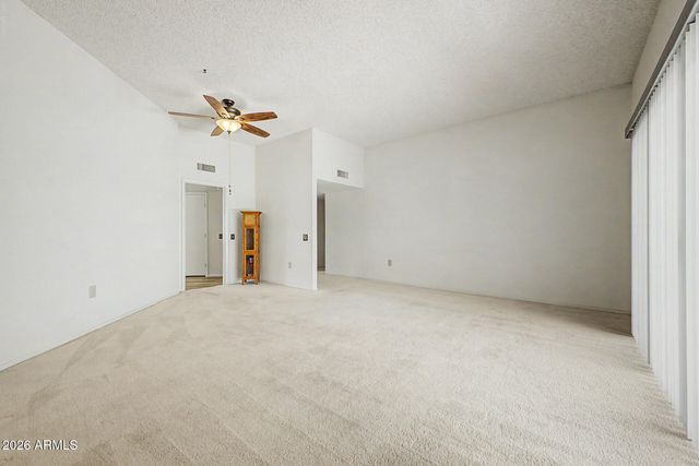 10416 W HUTTON Drive, Sun City, AZ 85351