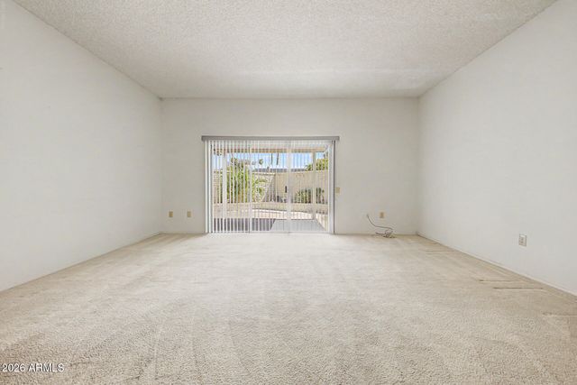 10416 W HUTTON Drive, Sun City, AZ 85351