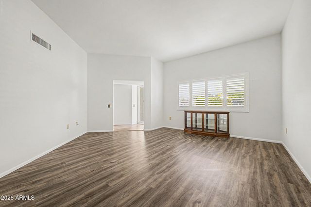 10416 W HUTTON Drive, Sun City, AZ 85351
