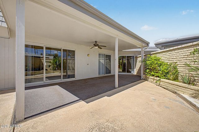 10416 W HUTTON Drive, Sun City, AZ 85351