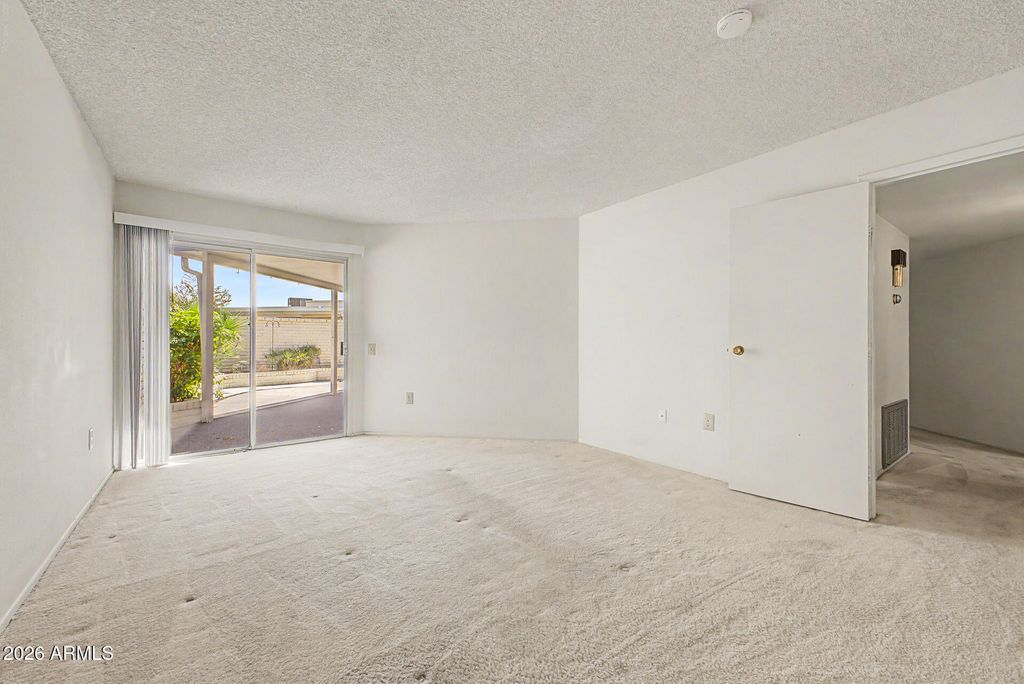 10416 W HUTTON Drive, Sun City, AZ 85351 — photo 4