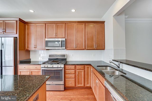 22555 CAMBRIDGEPORT SQ, Ashburn, VA 20148
