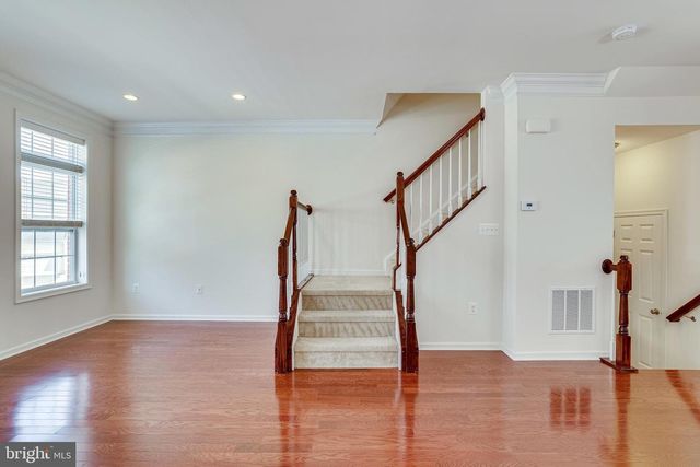 22555 CAMBRIDGEPORT SQ, Ashburn, VA 20148