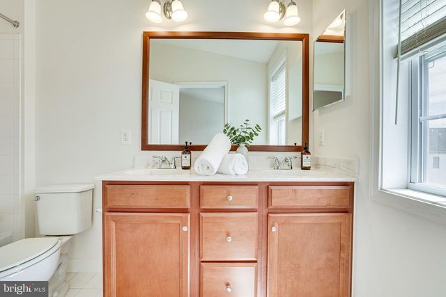 22555 CAMBRIDGEPORT SQ, Ashburn, VA 20148