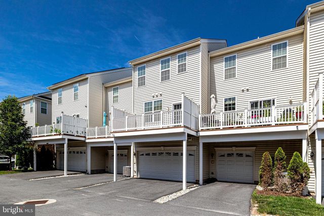 22555 CAMBRIDGEPORT SQ, Ashburn, VA 20148