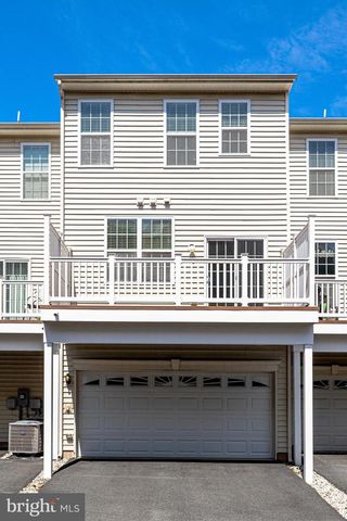 22555 CAMBRIDGEPORT SQ, Ashburn, VA 20148