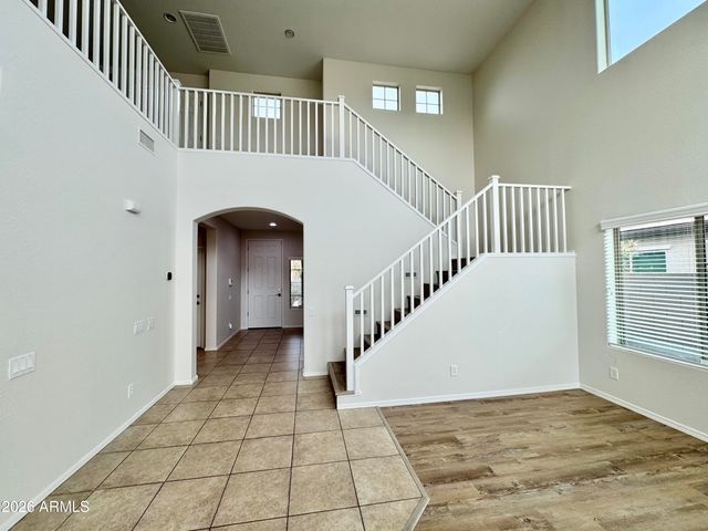 3129 E BATTALA Court, Gilbert, AZ 85297