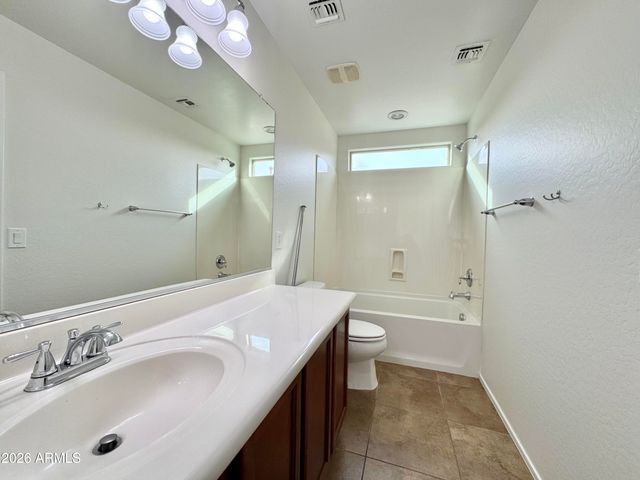 3129 E BATTALA Court, Gilbert, AZ 85297