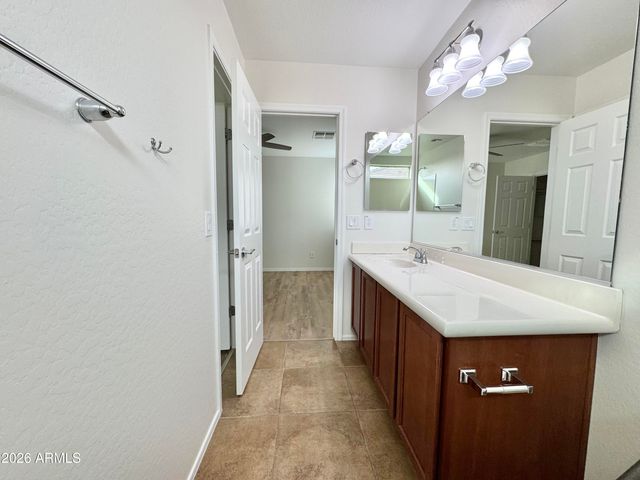 3129 E BATTALA Court, Gilbert, AZ 85297