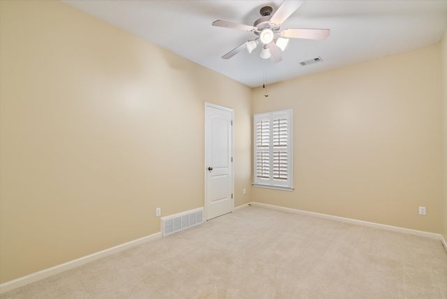 536 WARWICK WILLOW LN, Collierville, TN 38017