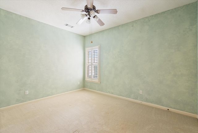 536 WARWICK WILLOW LN, Collierville, TN 38017