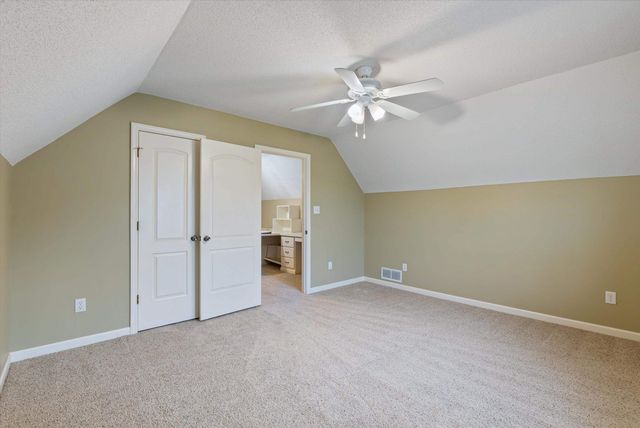 536 WARWICK WILLOW LN, Collierville, TN 38017