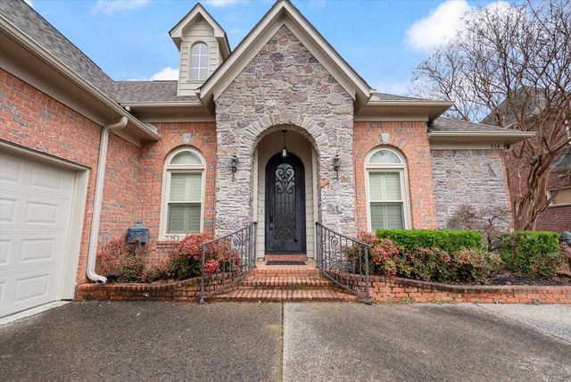 536 WARWICK WILLOW LN, Collierville, TN 38017