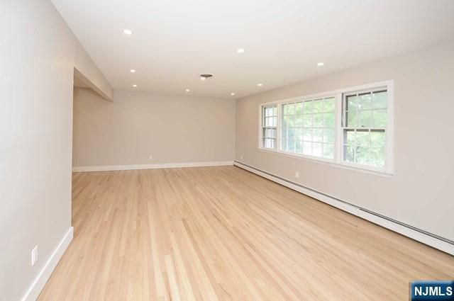 27-14 Berdan Avenue, Fair Lawn, NJ 07410